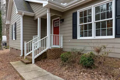 106 Halstead Cir, Garner, NC 27529 photo 3