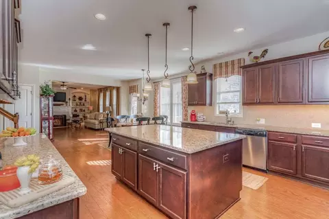 305 Larkhaven Pl, Apex, NC 27539 photo 2
