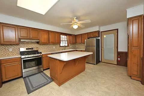 1403 Kenbrook Dr, Garner, NC 27529 photo 4