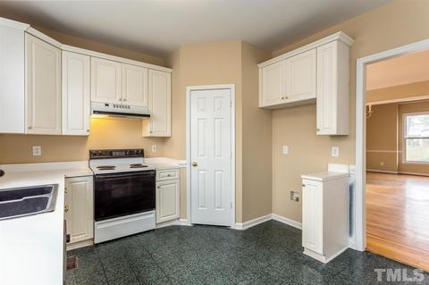 8 Bluffside Ct, Durham, NC 27712 photo 9