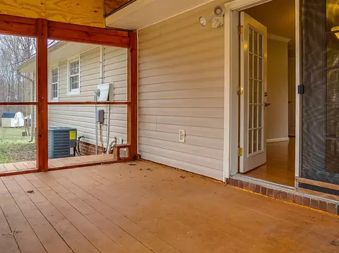 2710 Darrow Rd, Durham, NC 27704 photo 20