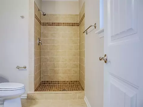 2710 Darrow Rd, Durham, NC 27704 photo 13