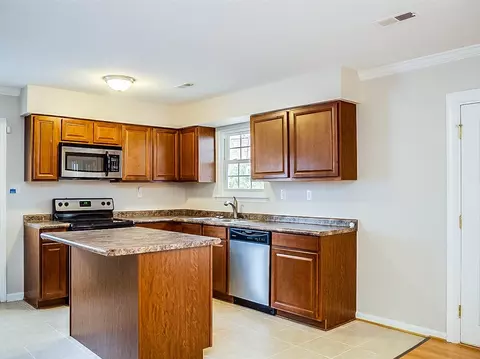 2710 Darrow Rd, Durham, NC 27704 photo 6