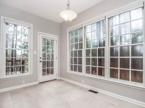1 Chestnut Bluffs Ln, Durham, NC 27713 photo 7
