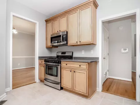 1 Chestnut Bluffs Ln, Durham, NC 27713 photo 5