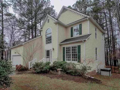 1 Chestnut Bluffs Ln, Durham, NC 27713 photo 1