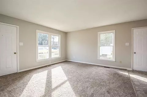 718 Locust Dr, Durham, NC 27703 photo 6