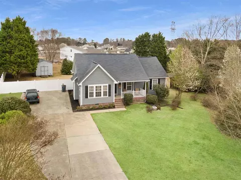 131 Mary Ln, Garner, NC 27529 photo 2