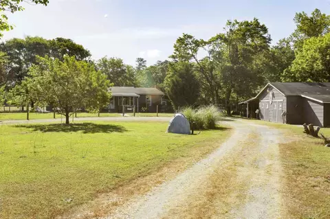 1481 Phillips Rd, Dunn, NC 28334 photo 2