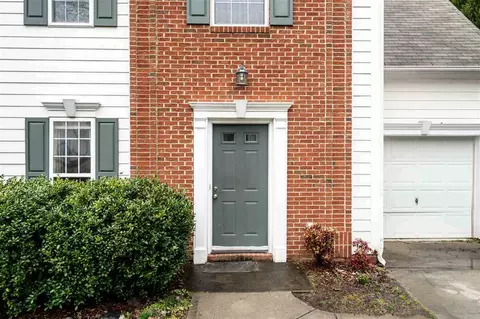 512 Crossview Ln, Durham, NC 27703 photo 5
