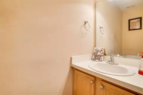 512 Crossview Ln, Durham, NC 27703 photo 7