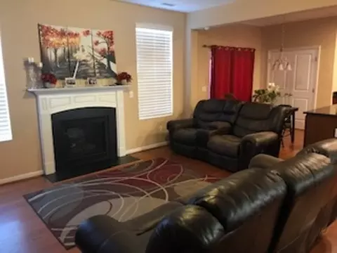 4 Crestmont Ct, Durham, NC 27703 photo 6
