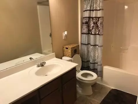 4 Crestmont Ct, Durham, NC 27703 photo 5