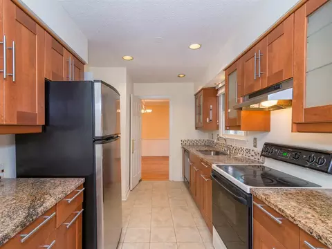 2 Greystone Ct, Durham, NC 27713 photo 5