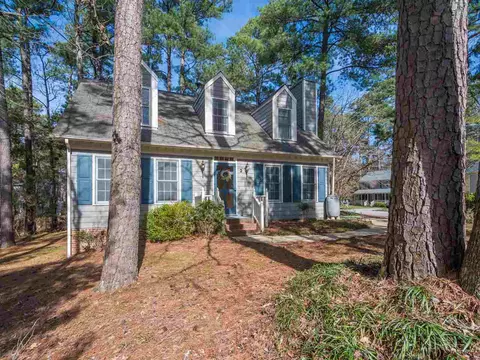 2 Greystone Ct, Durham, NC 27713 photo 1