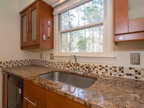2 Greystone Ct, Durham, NC 27713 photo 6
