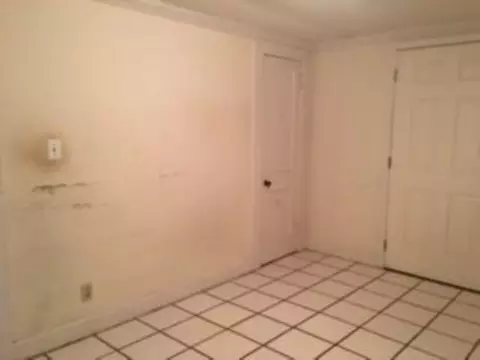 111 County Ave, Dunn, NC 28334 photo 3