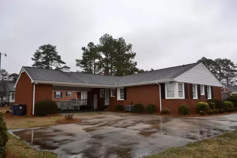 304 S Pine St, Benson, NC 27504 photo 15