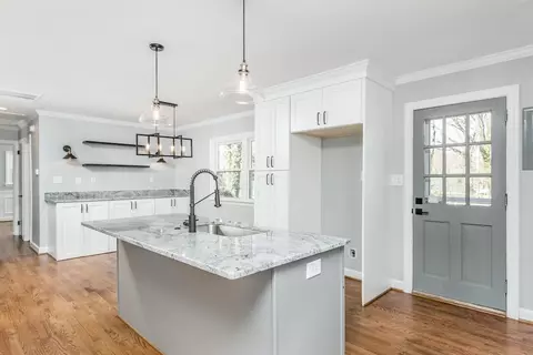 2425 Glascock St, Raleigh, NC 27610 photo 7