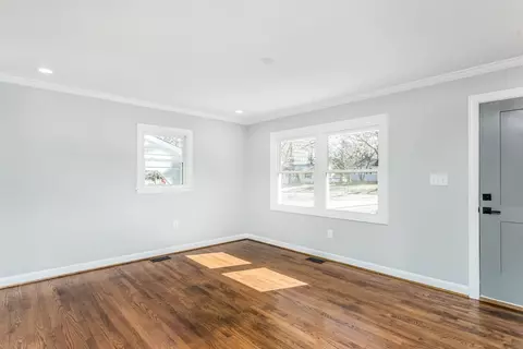 2425 Glascock St, Raleigh, NC 27610 photo 5