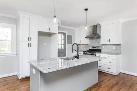 2425 Glascock St, Raleigh, NC 27610 photo 8
