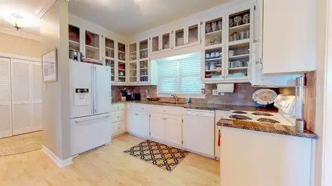 541 Oak Pointe Dr, Semora, NC 27343 photo 9