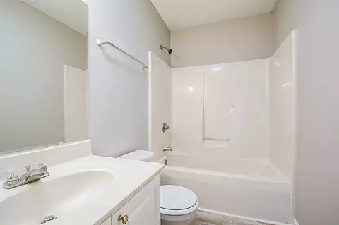 8 Olivia Ct, Durham, NC 27704 photo 4