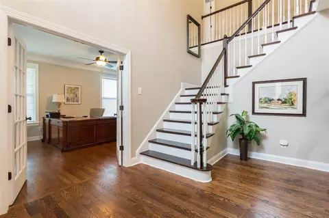 308 Ivyshaw Rd, Cary, NC 27519 photo 2