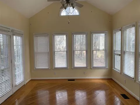 110 Parkwind Ct, Cary, NC 27519 photo 4