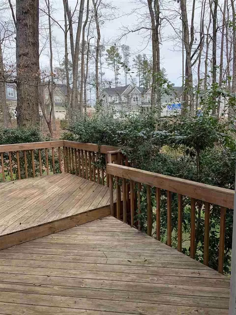 110 Parkwind Ct, Cary, NC 27519 photo 11