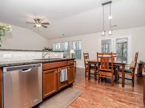 202 Foxborough Ln, Durham, NC 27703 photo 17