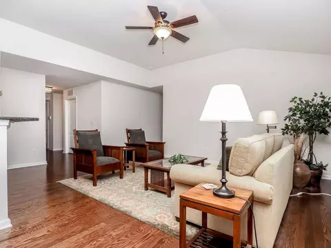 202 Foxborough Ln, Durham, NC 27703 photo 8