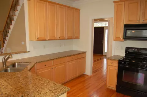 8 Fairwoods Dr, Durham, NC 27712 photo 14