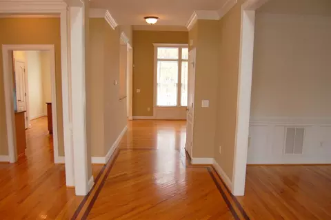 8 Fairwoods Dr, Durham, NC 27712 photo 5