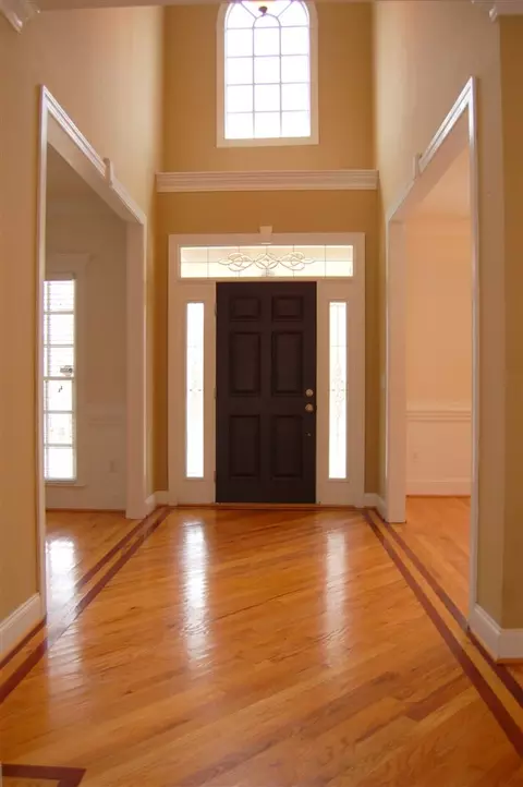 8 Fairwoods Dr, Durham, NC 27712 photo 6