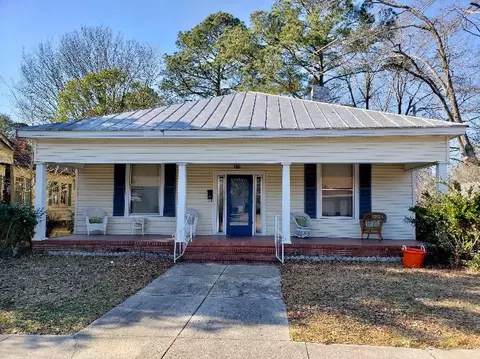 702 S Third St, Smithfield, NC 27577 photo 1