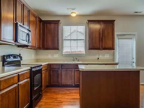 2004 Gilman St, Durham, NC 27703 photo 3