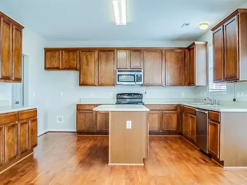 2004 Gilman St, Durham, NC 27703 photo 2