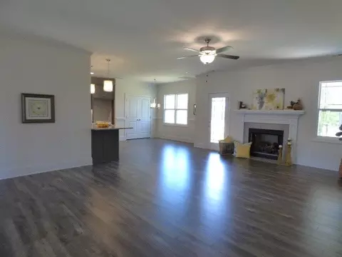 36 Crown Point Dr, Garner, NC 27529 photo 3