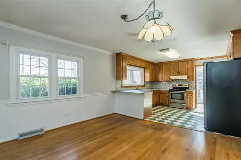 463 E Main St, Clayton, NC 27520 photo 7