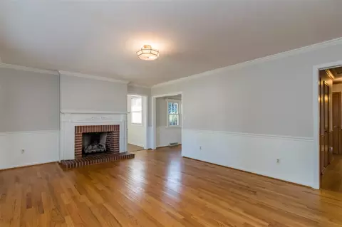 463 E Main St, Clayton, NC 27520 photo 3