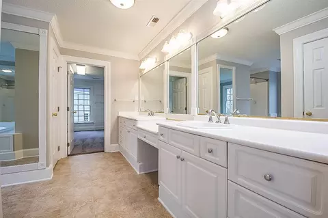 1204 E Pointe Dr, Durham, NC 27712 photo 6