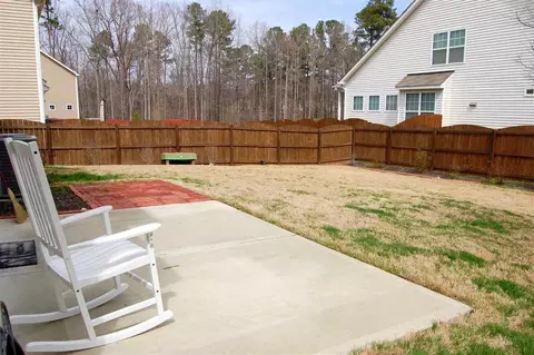 2 Moonbeam Dr, Durham, NC 27712 photo 2