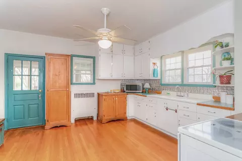 602 E Chatham St, Apex, NC 27502 photo 13