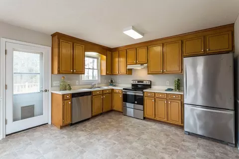 5012 Lipscomb Dr, Garner, NC 27529 photo 8