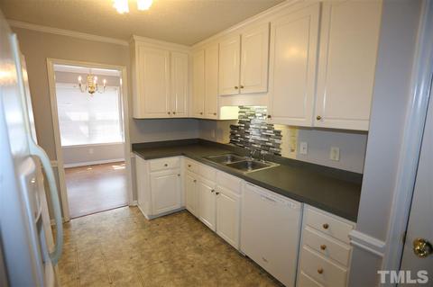 110 5, Smithfield, NC 27577 photo 5