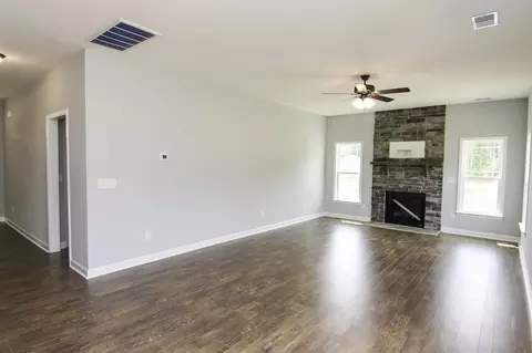 230 Fallingbrook Dr, Kenly, NC 27542 photo 8