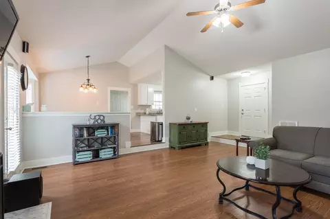 267 Rose Ct, Benson, NC 27504 photo 7