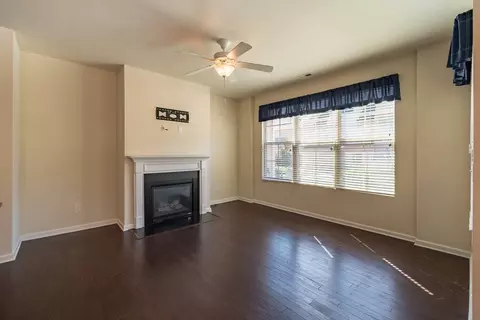 12 Plumas Dr, Durham, NC 27705 photo 9