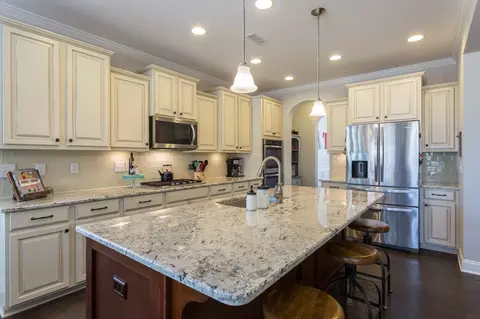 8 Morningside Dr, Durham, NC 27713 photo 5